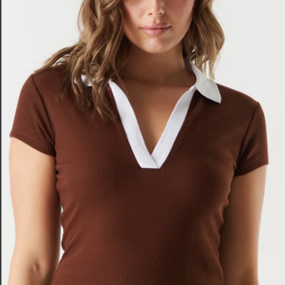 V-Neck Cropped Top